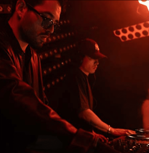 Dan And Frank tocando dj set